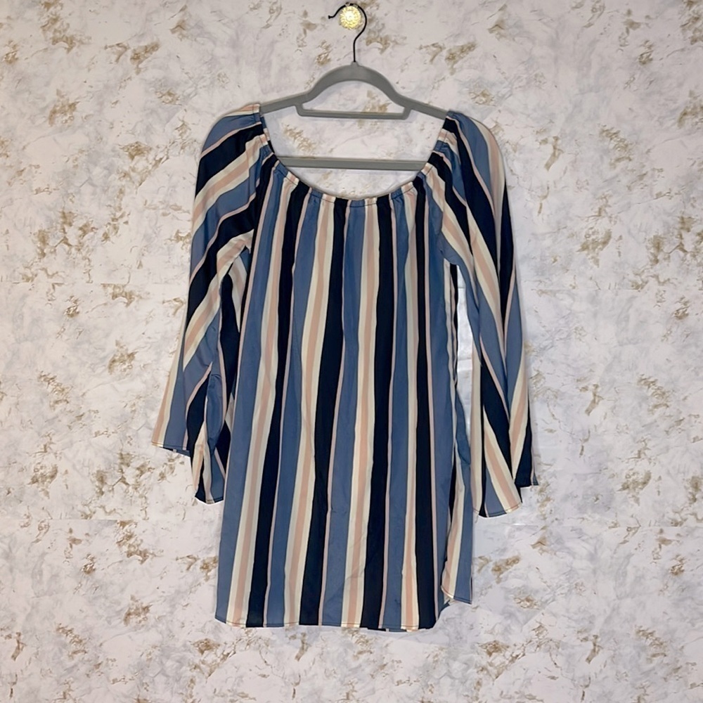 J For Justify Stripped Off the Shoulder Blouse l SIZE M